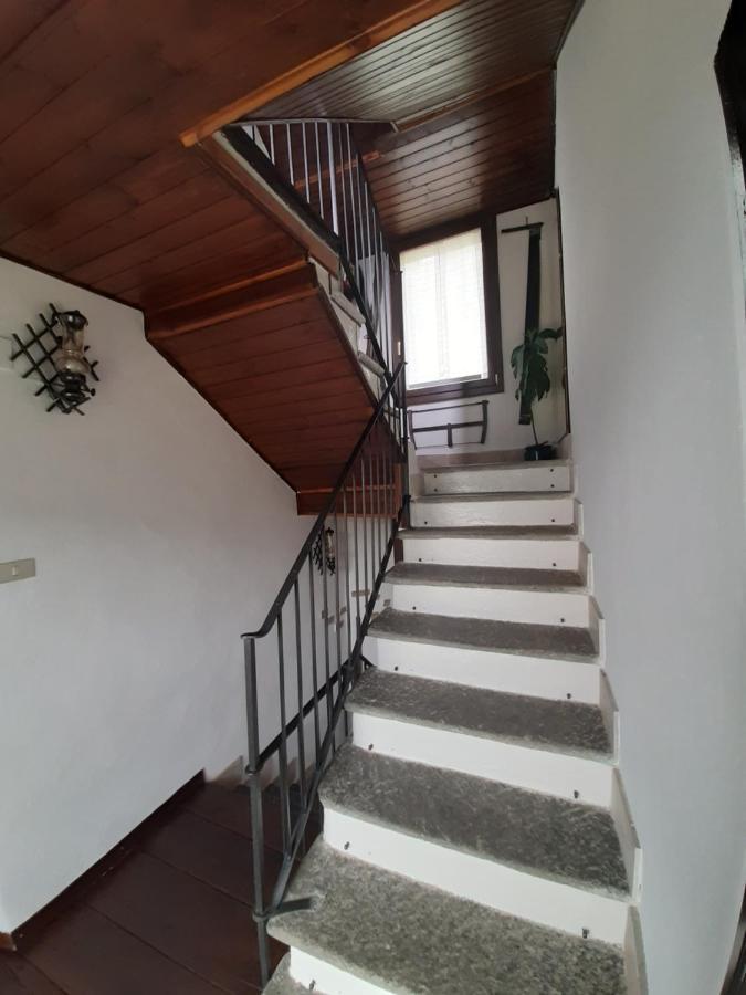 B&B La Locanda Del Cinghiale Aurano Exterior photo